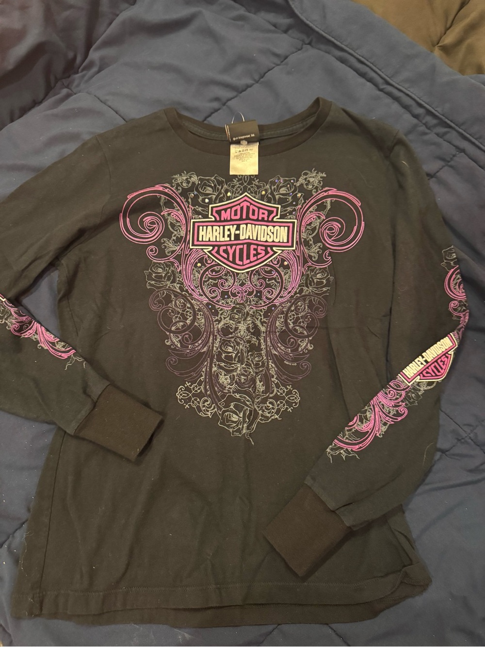 Harley-Davidson Black Long Sleeve Tee with Pink and Gray Graphic